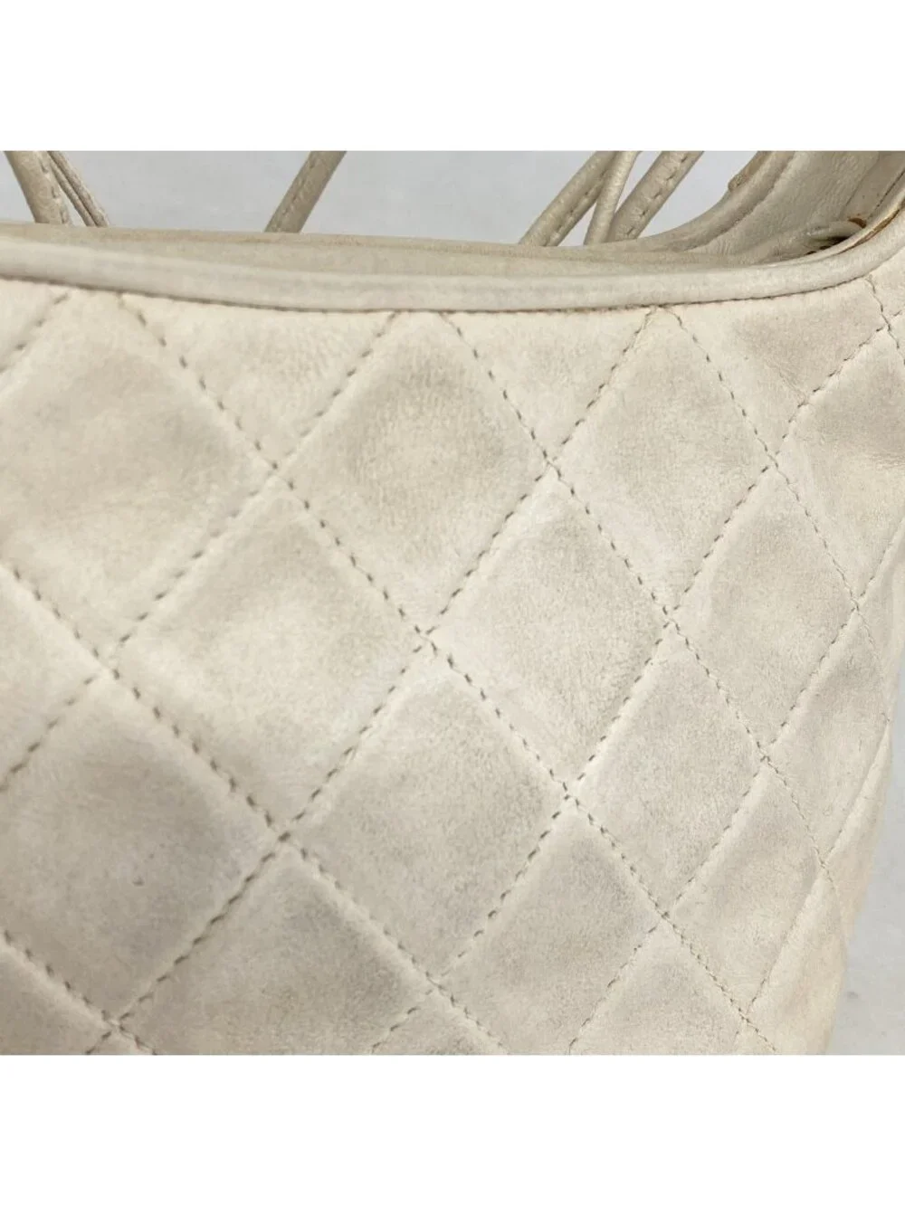 Chanel Shoulder Bag Quilted Lambskin White Gold